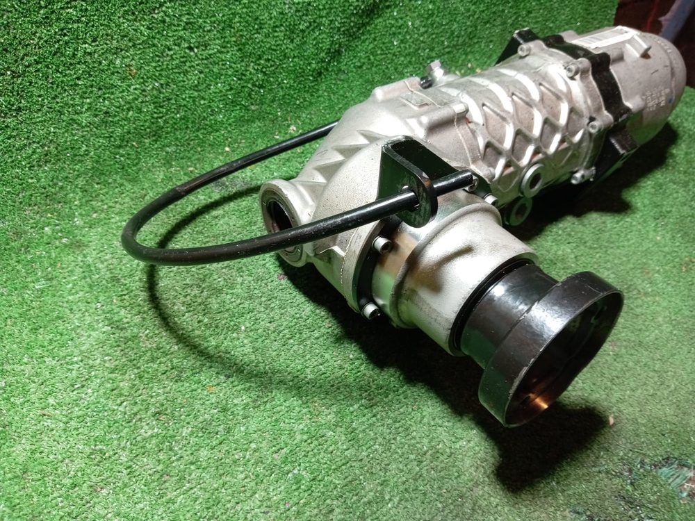 A6393300402 НОВЫЙ ПЕРЕДНИЙ РЕДУКТОР 190,000